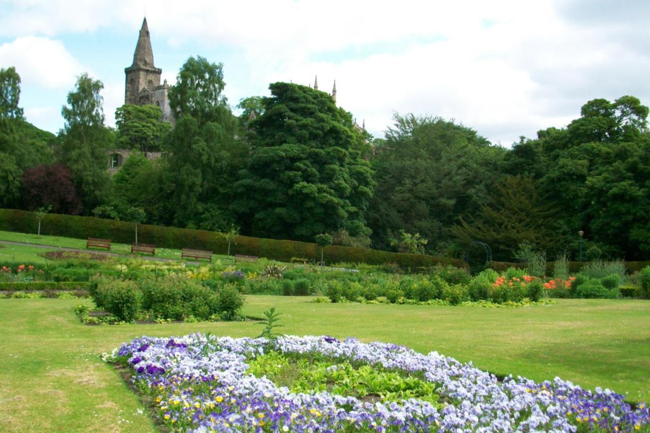 Carnegie Holiday Cottage Dunfermline Kültér fotó